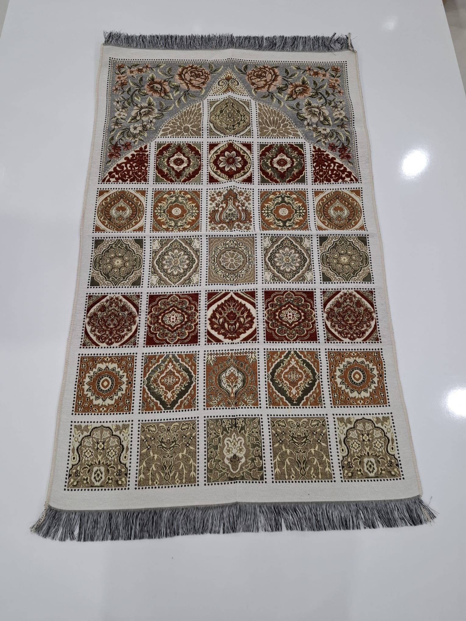 SECCADE SONIL DÜZ SAÇAK KIRKYAMA MODEL 1-112*69 Cm