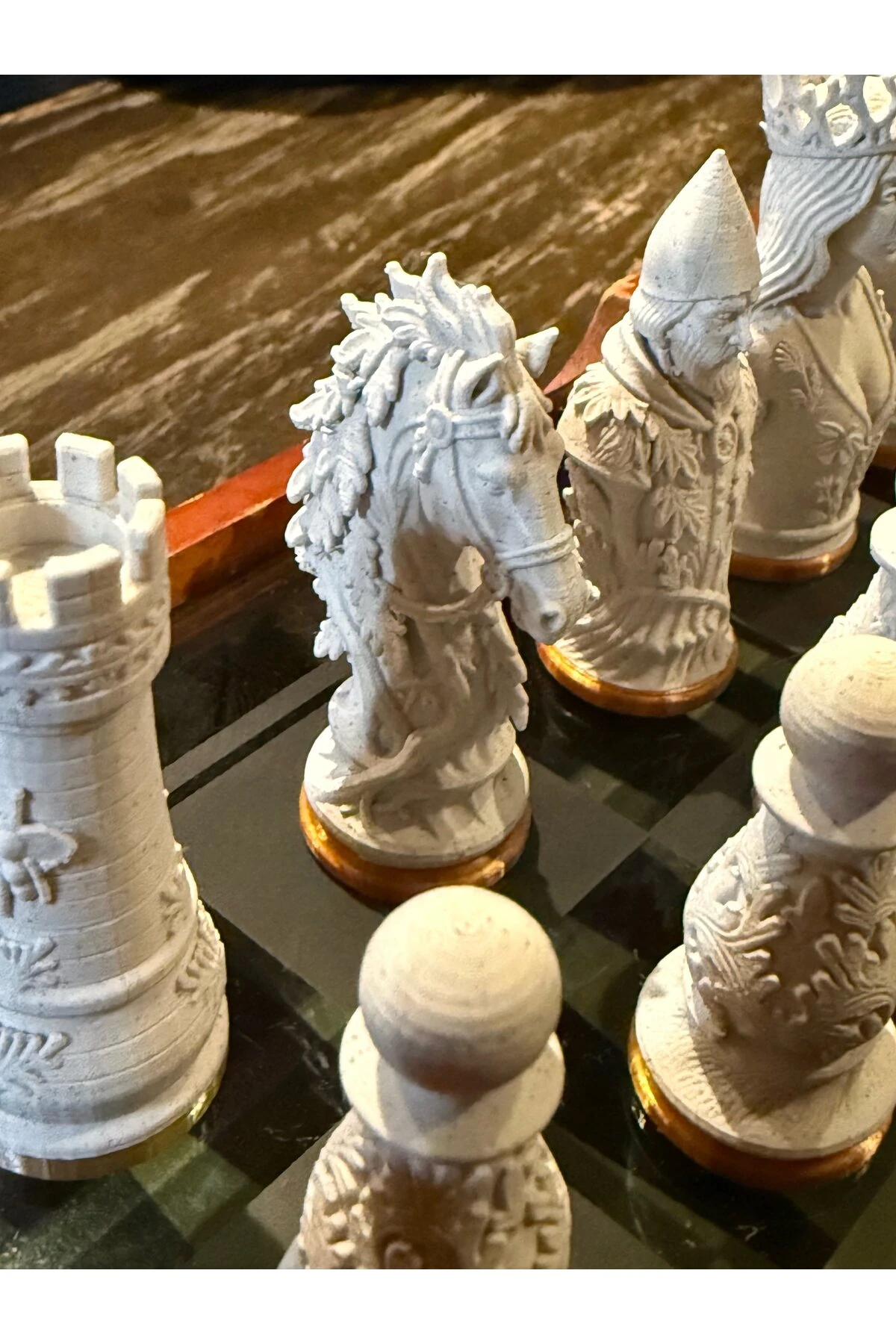 Premium Zombi-İnsan Satranç Seti (KUTULU)