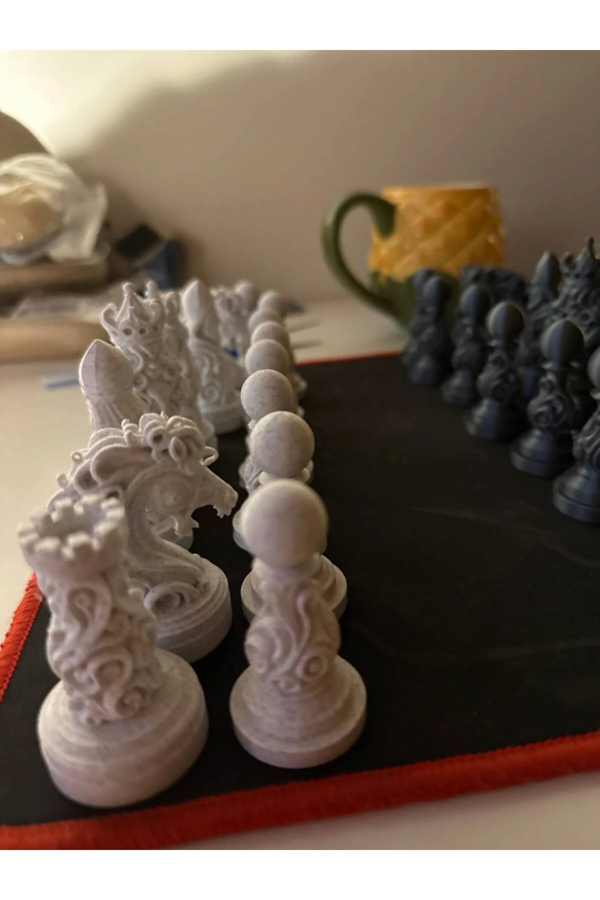 İşlemeli Kraliyet Satranç Taşı Seti