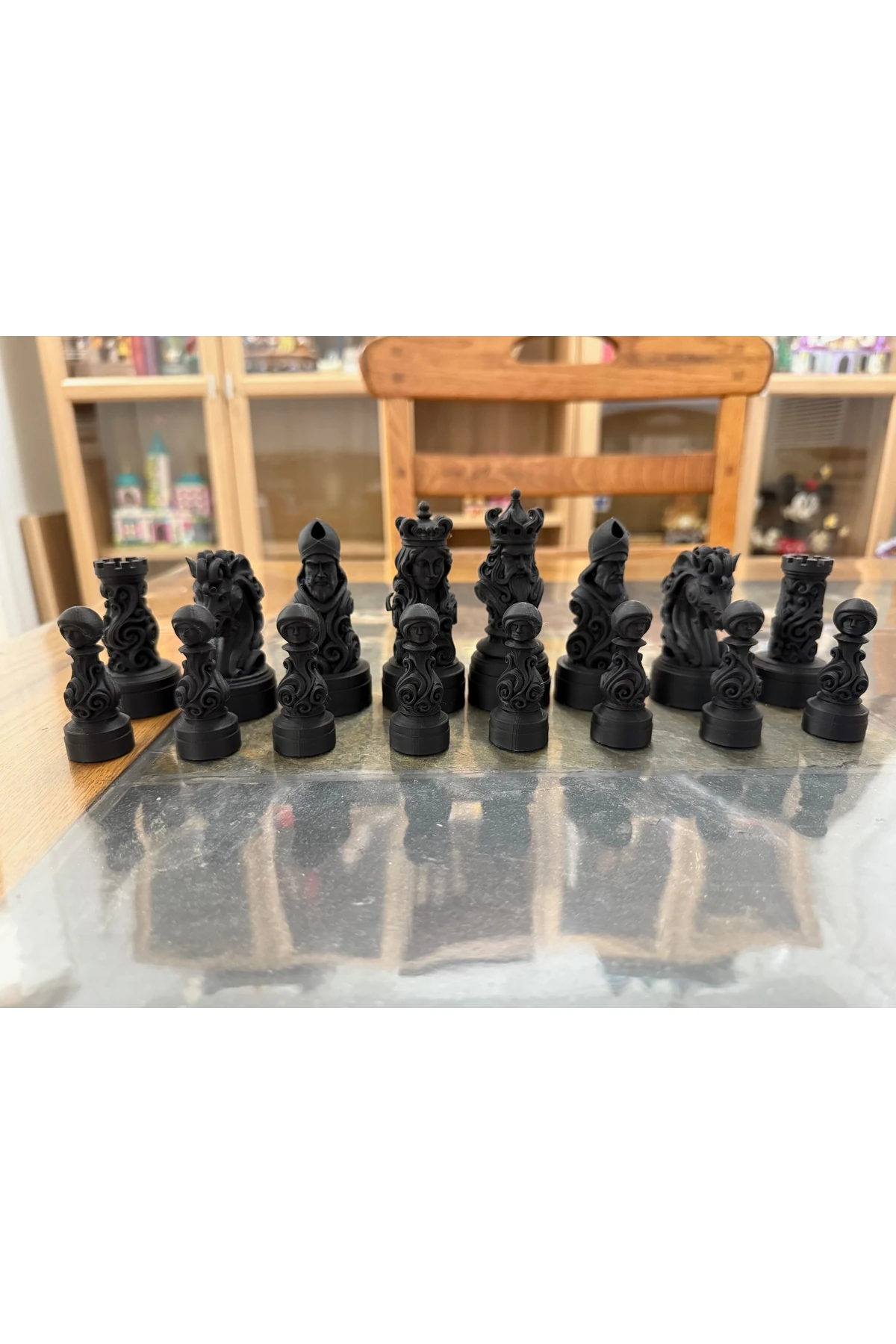İşlemeli Kraliyet Satranç Taşı Seti