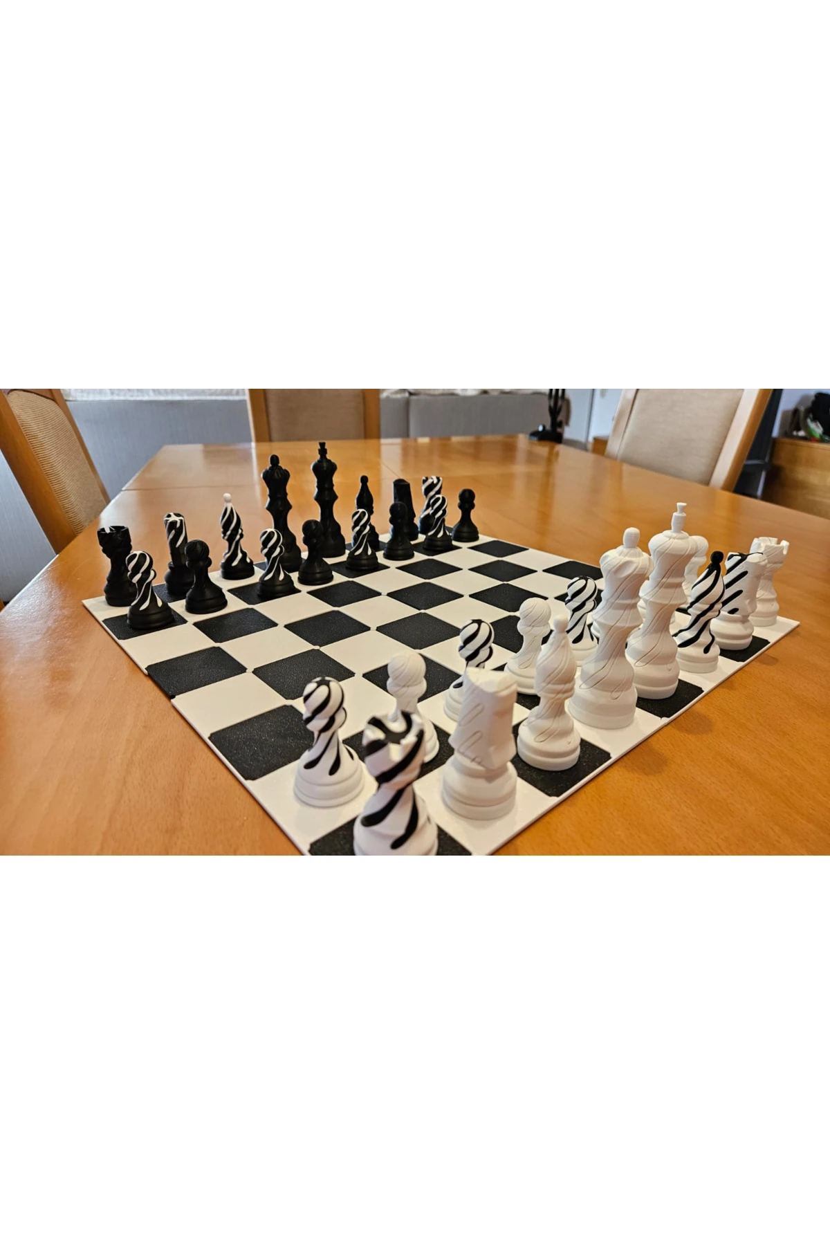 Zebra Satranç Set