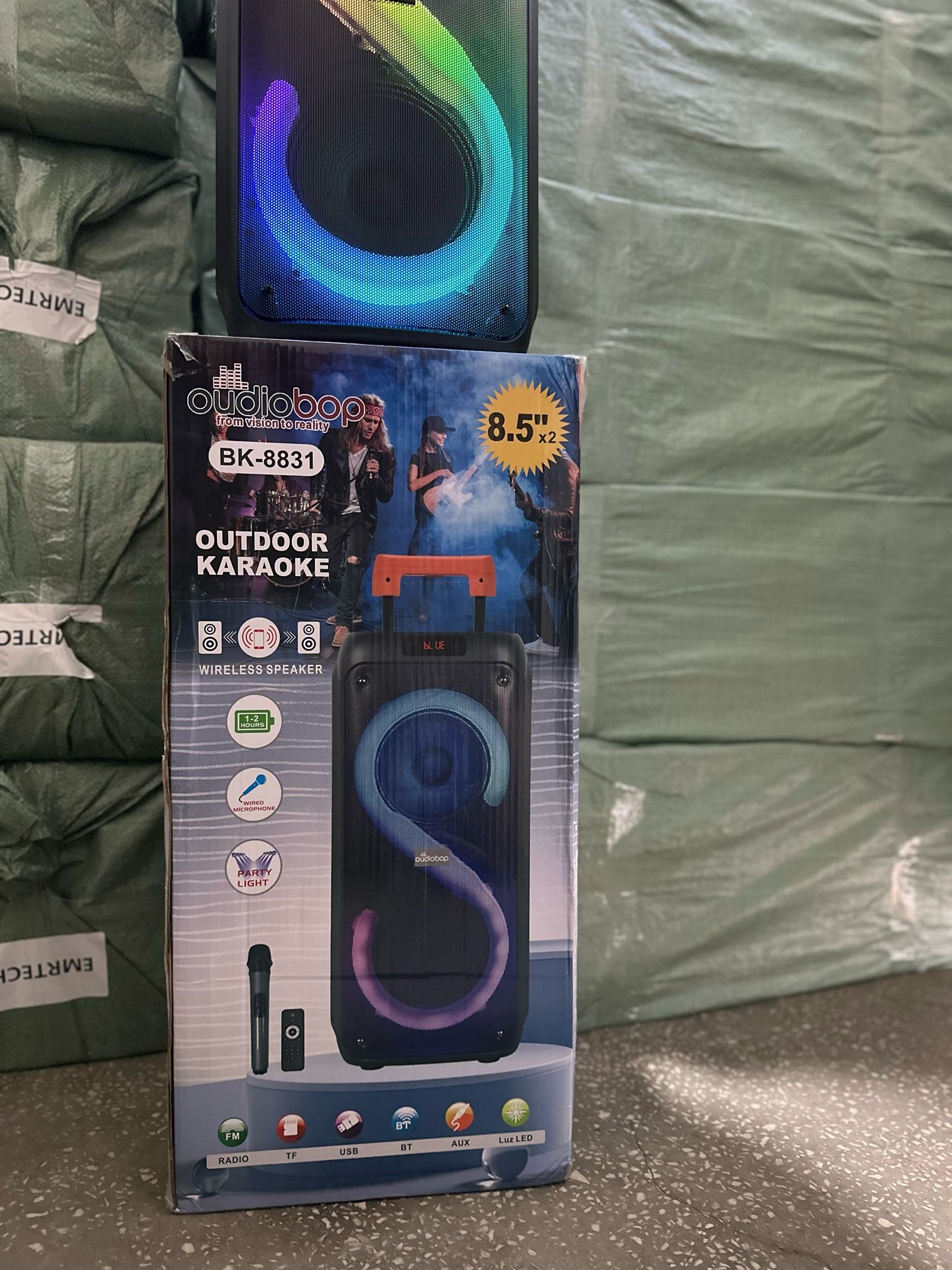 8833-8831 modelleri Şarjlı Taşınabilir Bluetooth Parti Hoparlörü 2*8.5 inc Karaoke