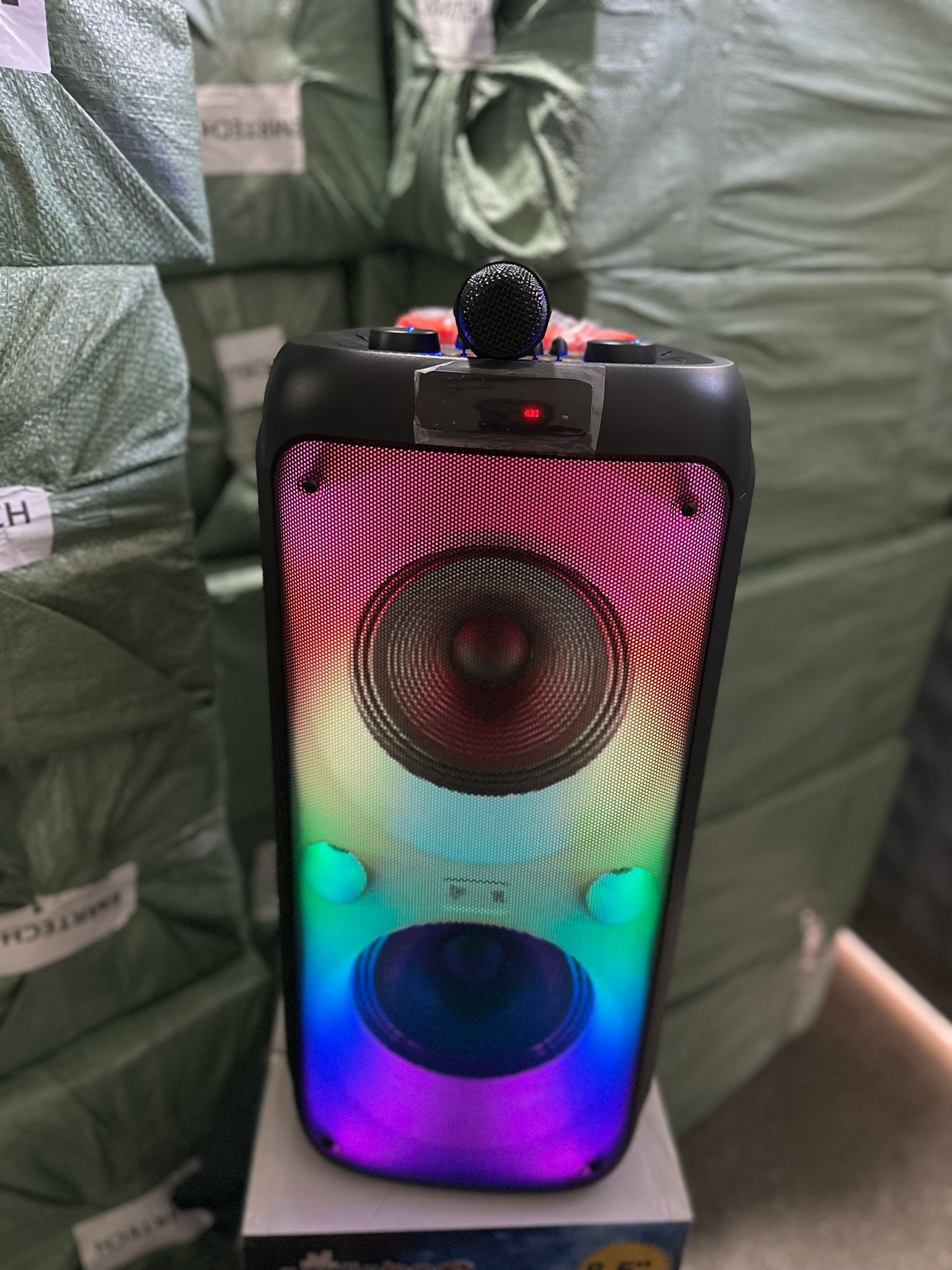 8833-8831 modelleri Şarjlı Taşınabilir Bluetooth Parti Hoparlörü 2*8.5 inc Karaoke