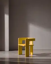 BLOCK - Geometrik Kolçaklı Tasarım Sandalye
