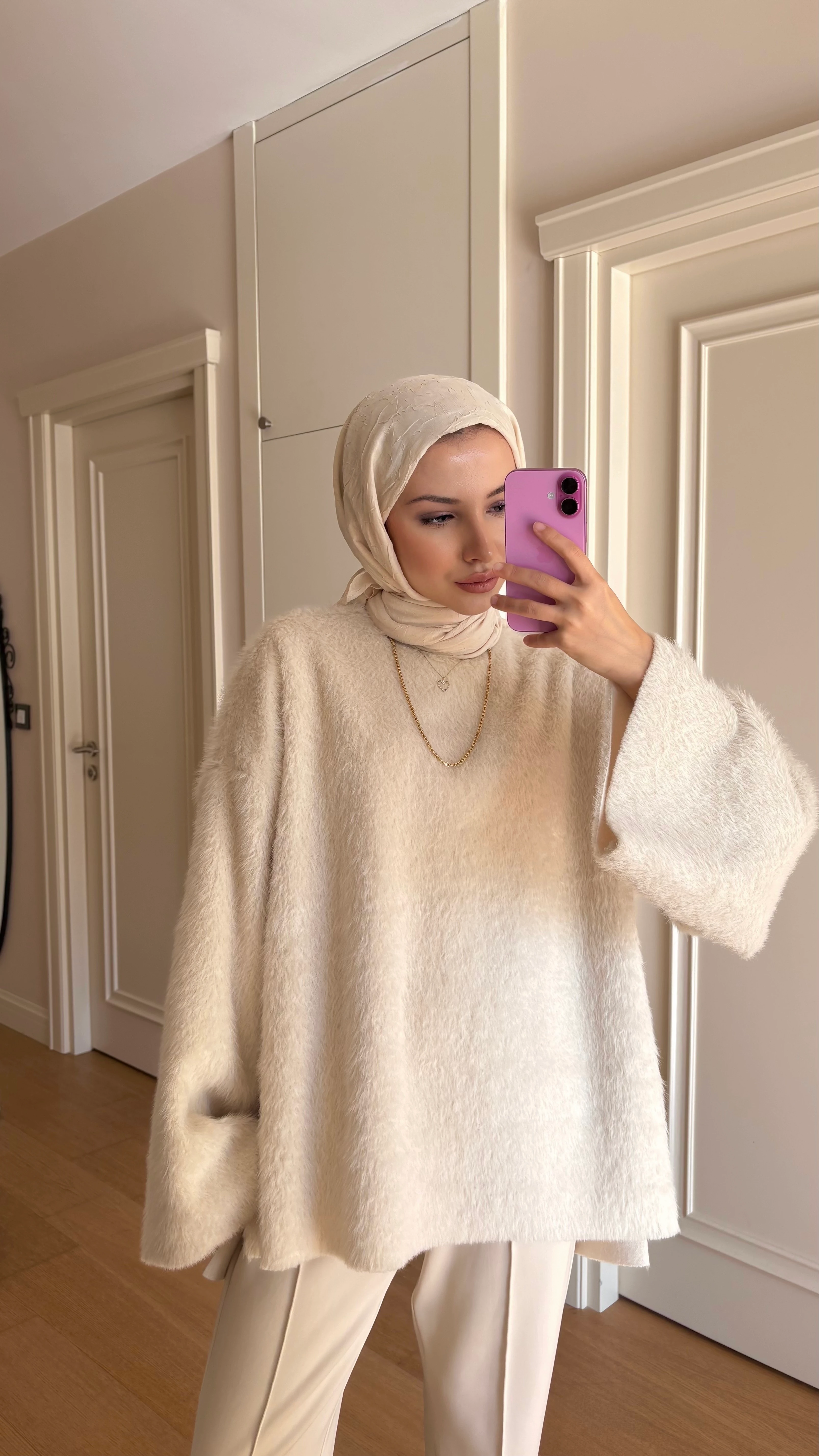 Oversize Yumoş Kazak - Krem