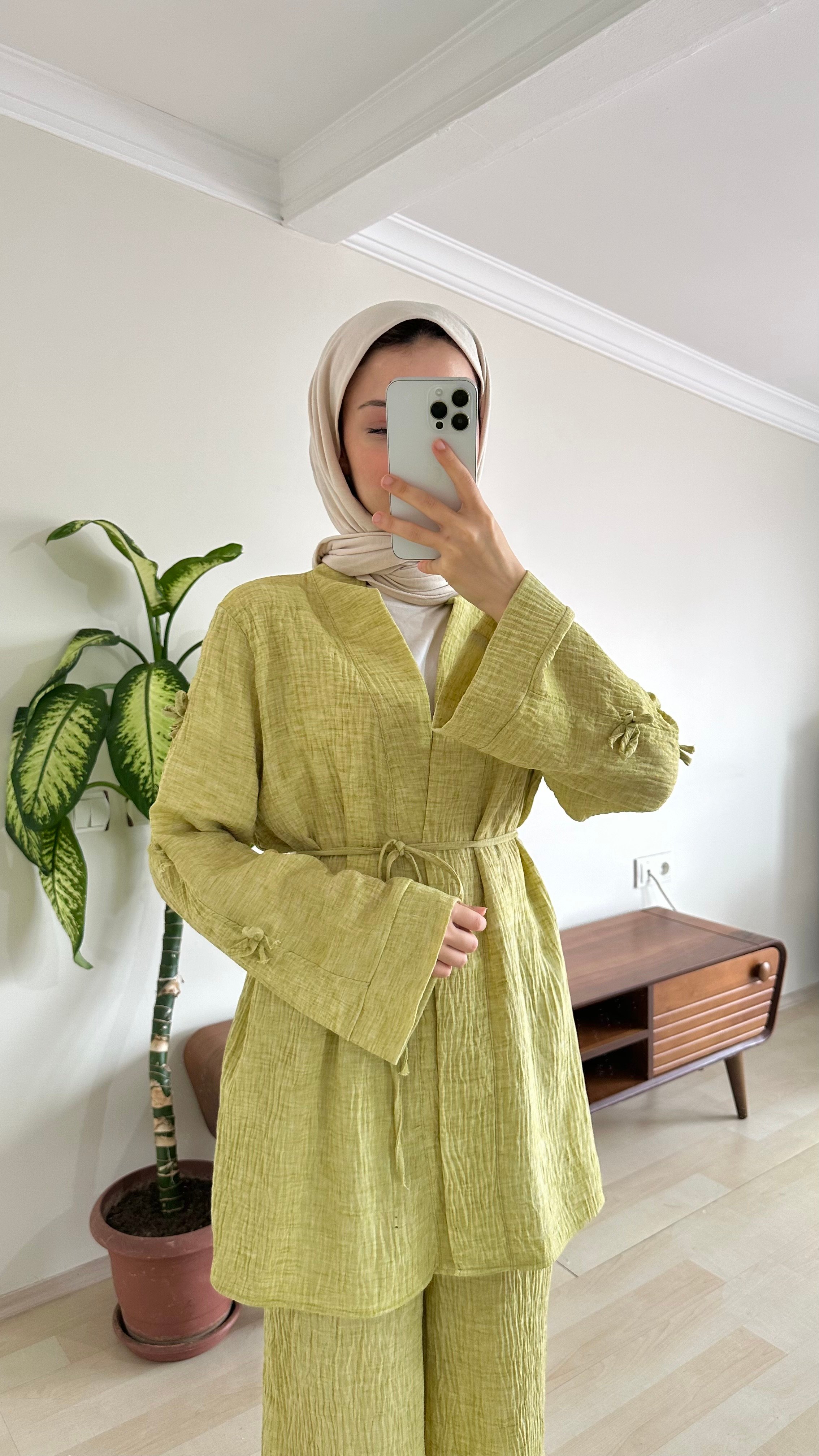 Fiyonk Detay Kimono Takım - Yağ Yeşili