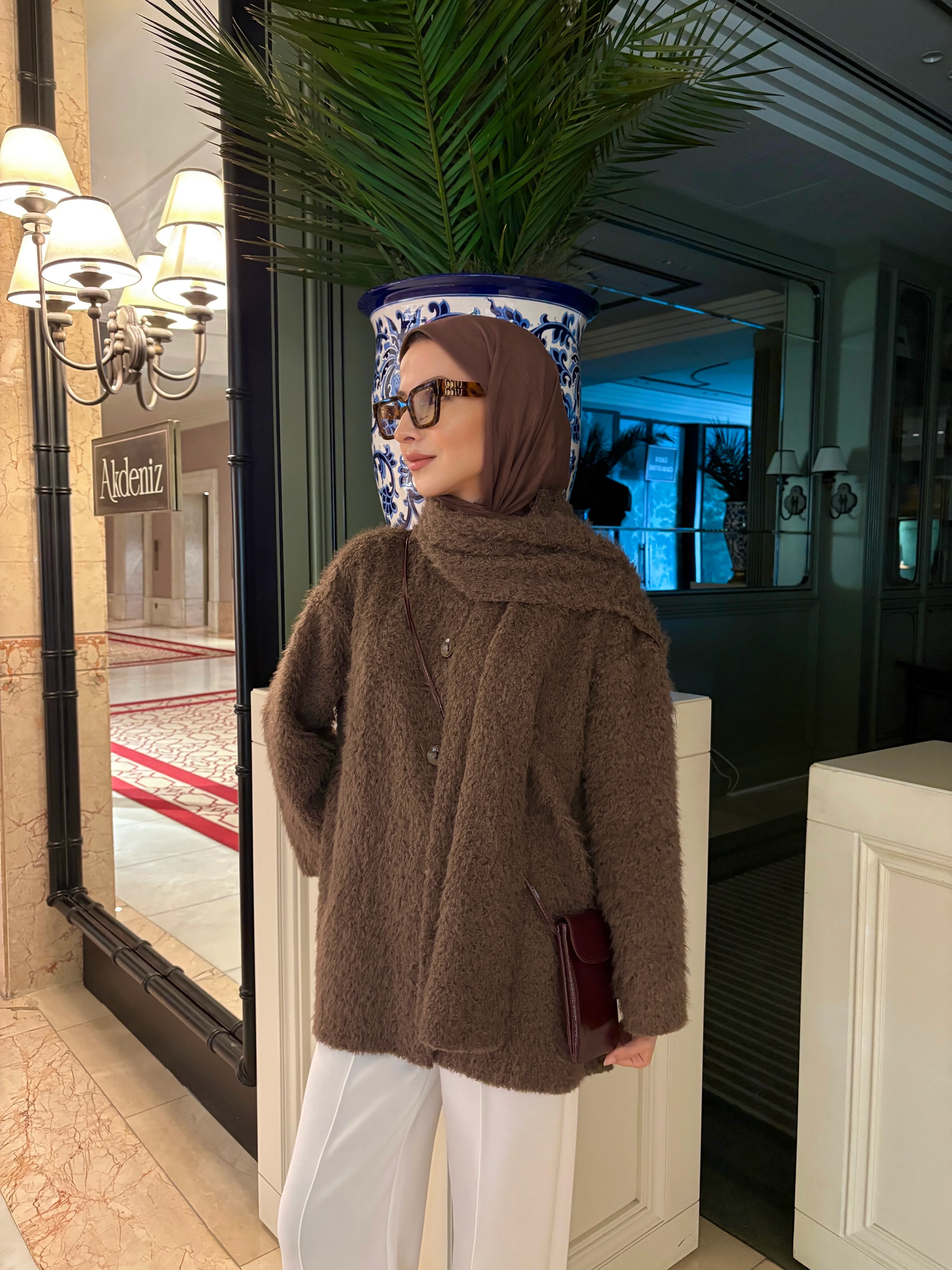 Atkılı Peluş Ceket