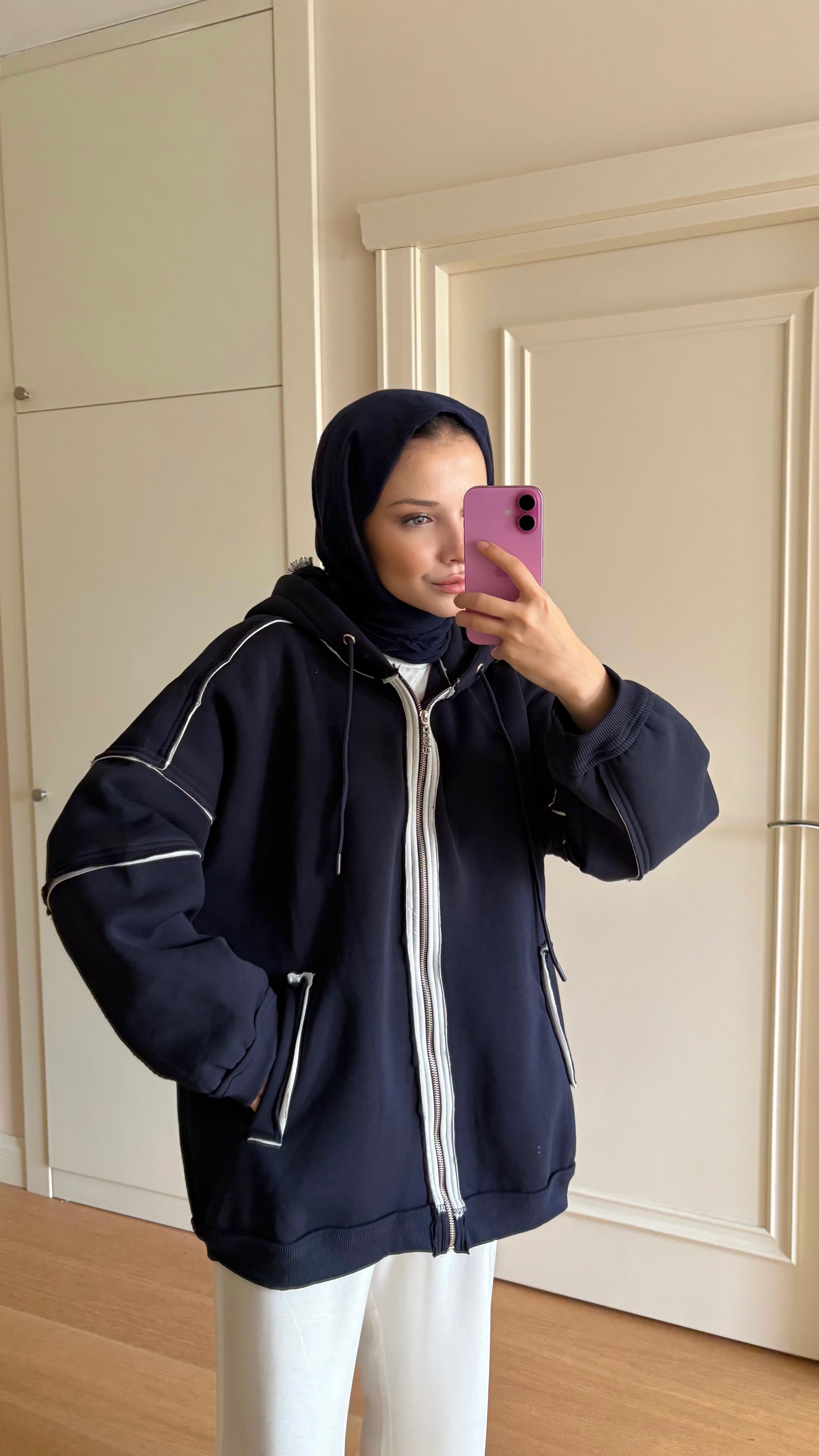 Dikiş Detaylı Hırka