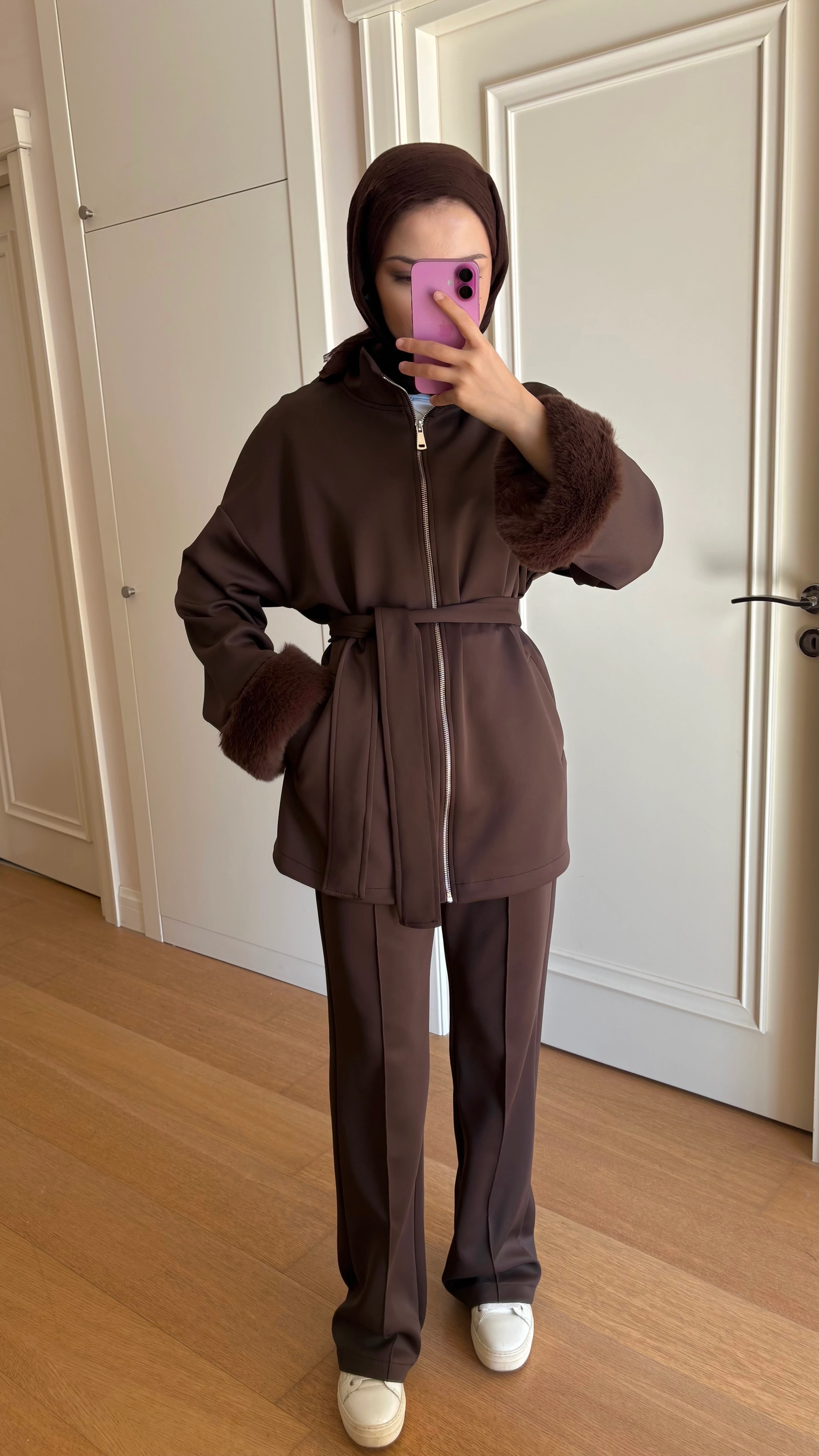 Kürk Detay Takım - Kahve