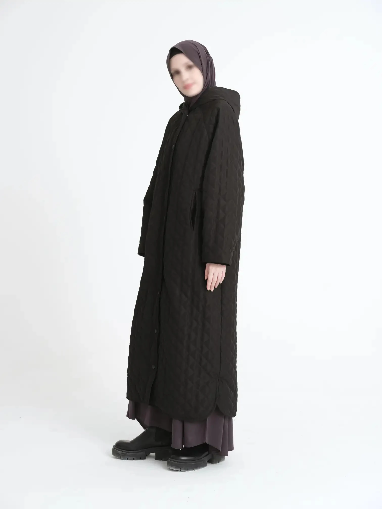 Mevsimlik Siyah Kapitone Mont 130 CM