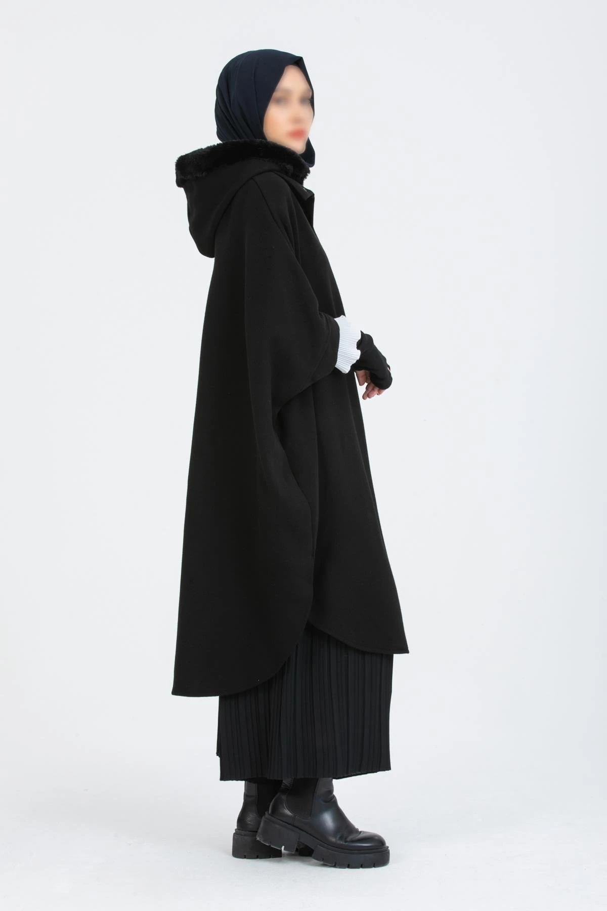 Kalın Çelik Örme Siyah Hakim Yakalı Panço