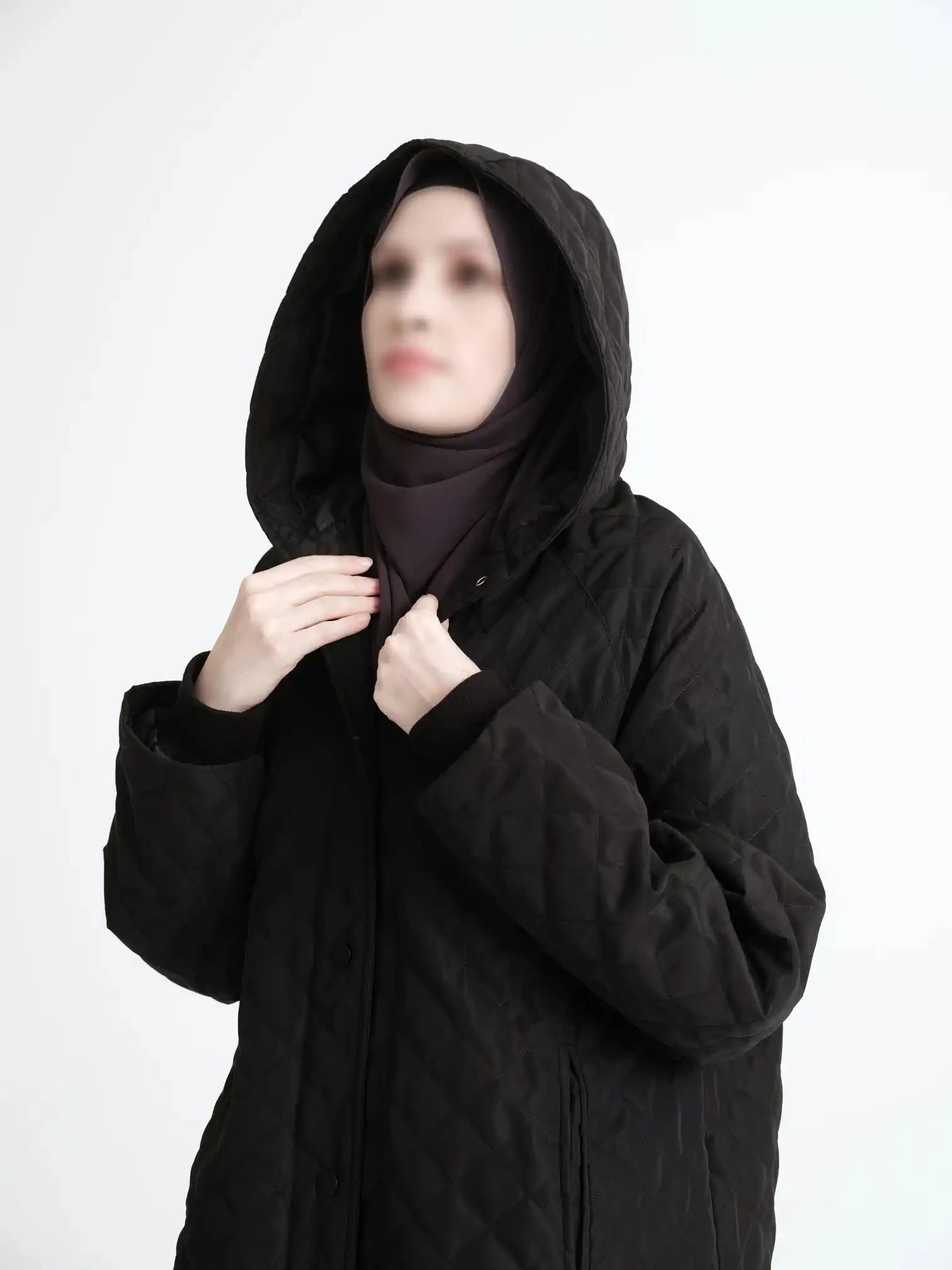 Mevsimlik Siyah Kapitone Mont 130 CM