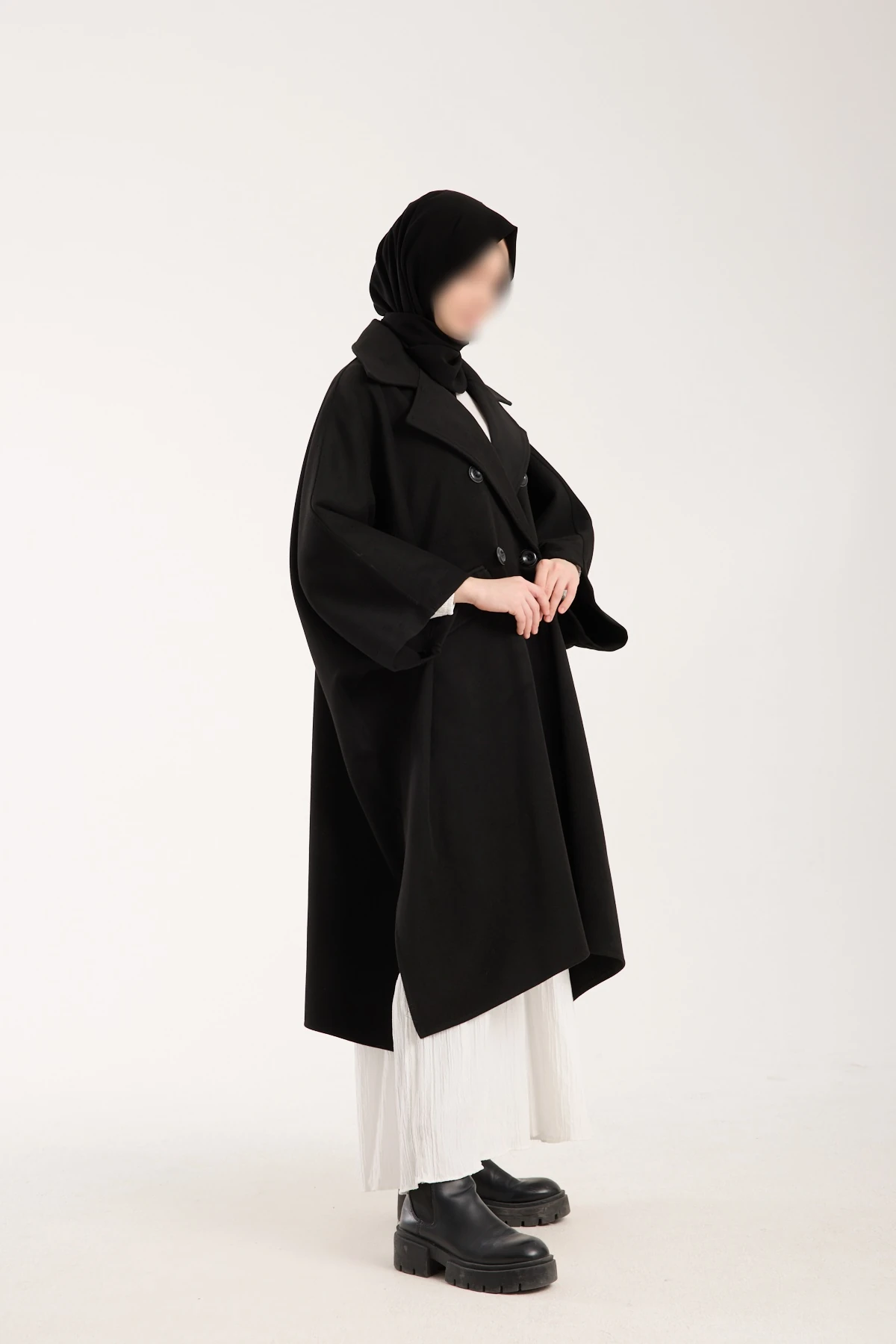 Siyah Ceket Yaka Uzun Kollu Panço