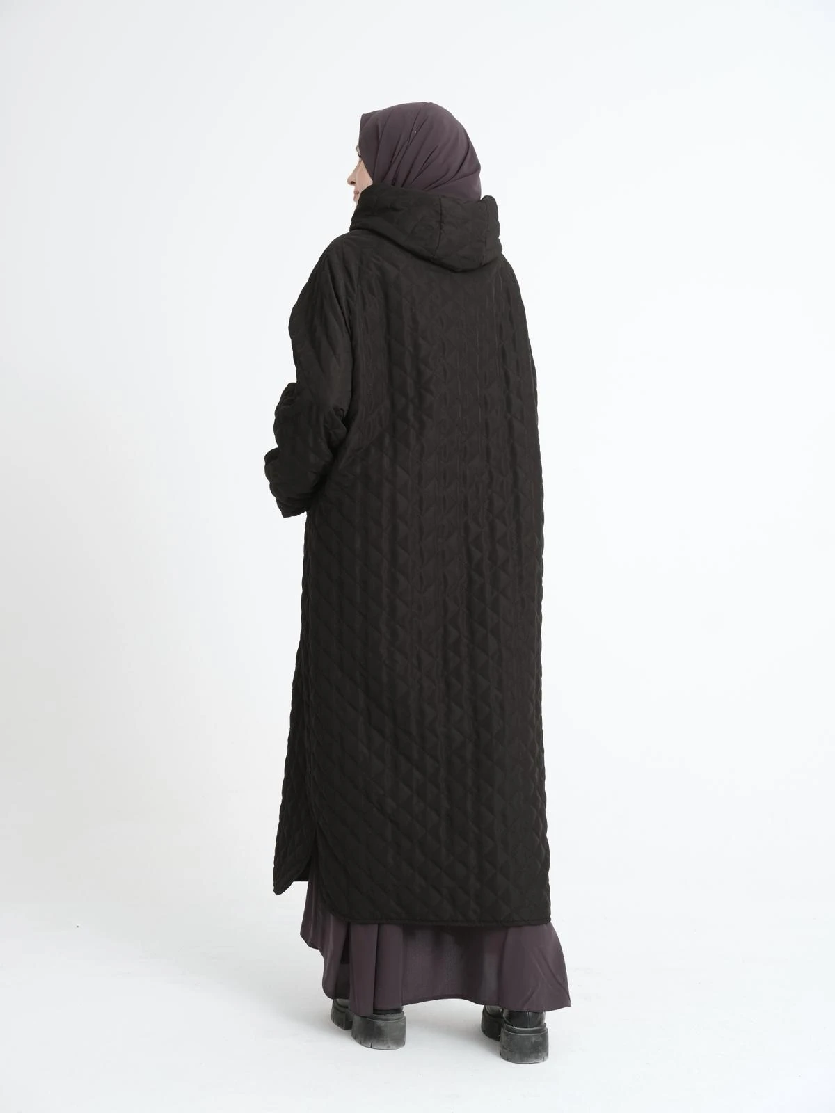 Mevsimlik Siyah Kapitone Mont 130 CM