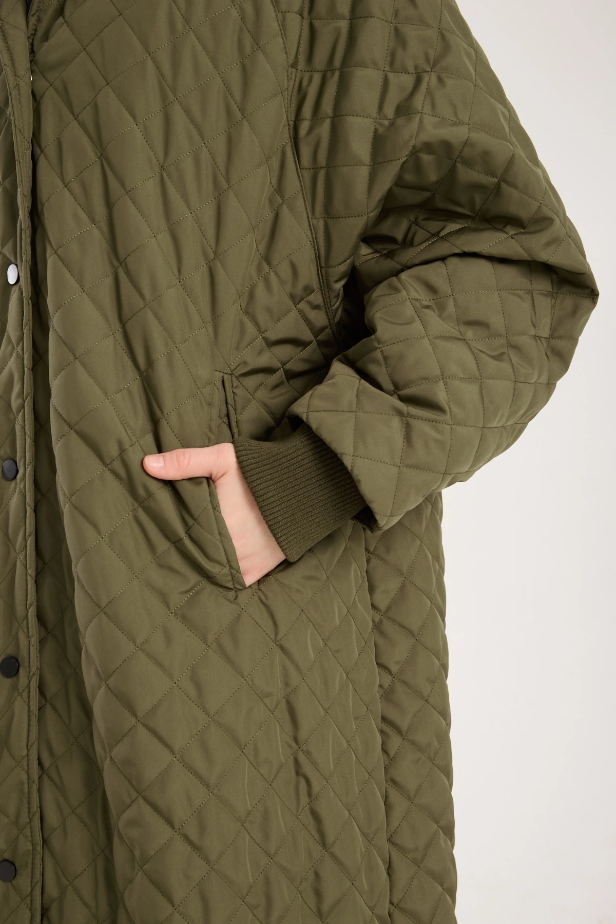 Haki Yeşil Kapitone Mont 130 CM