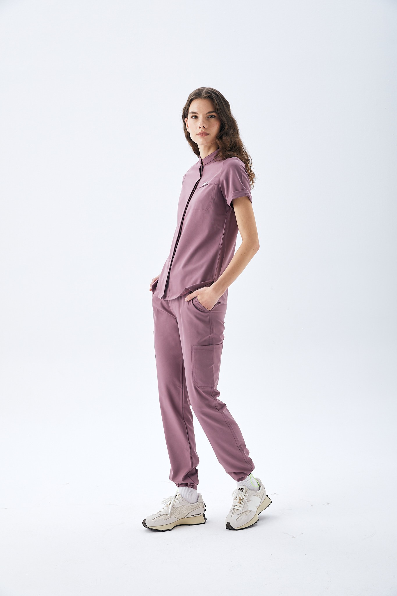 MİLEN SERİE KADIN TEK ÜST SCRUBS - LİLA
