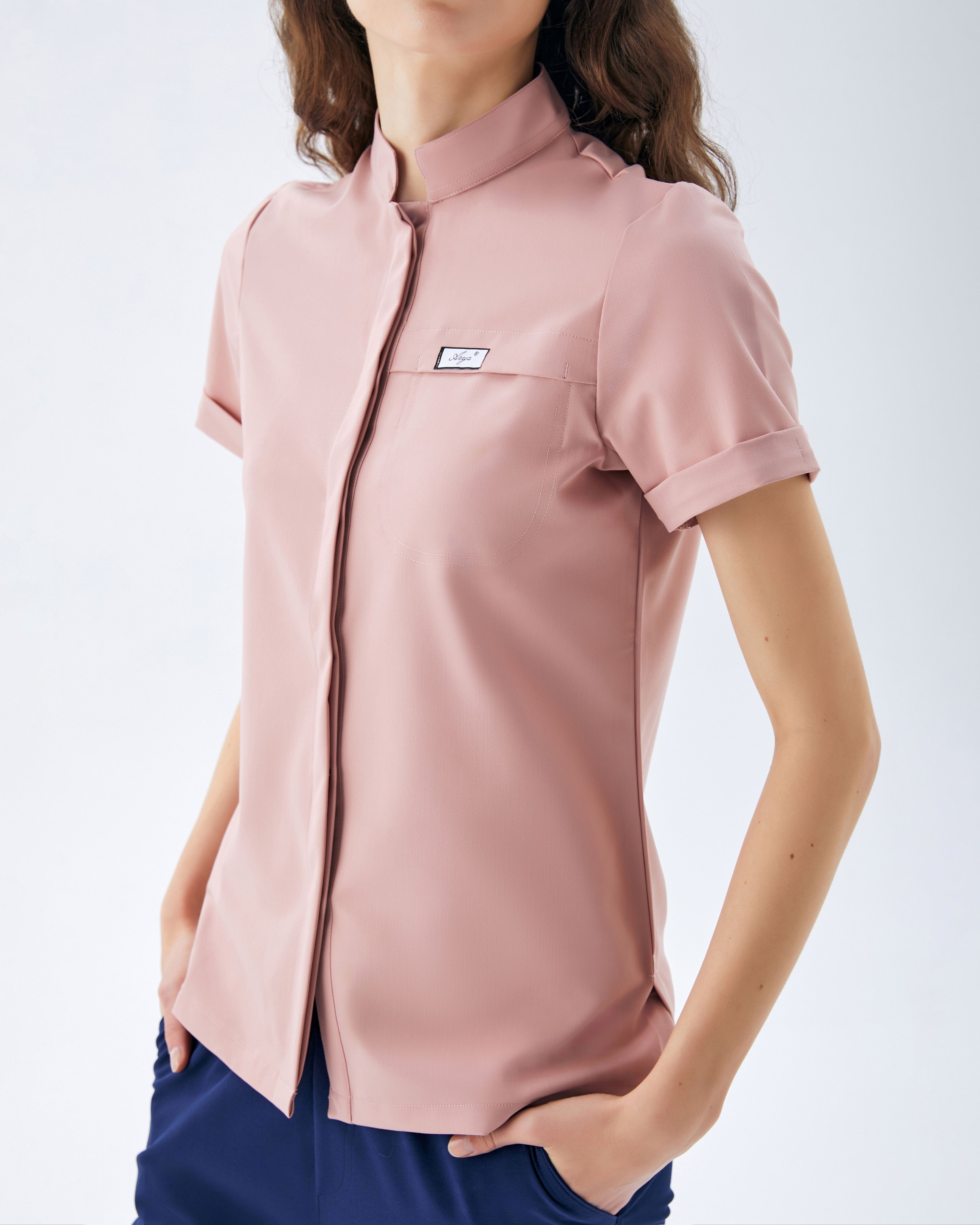 MİLEN SERİE KADIN TEK ÜST SCRUBS - PUDRA