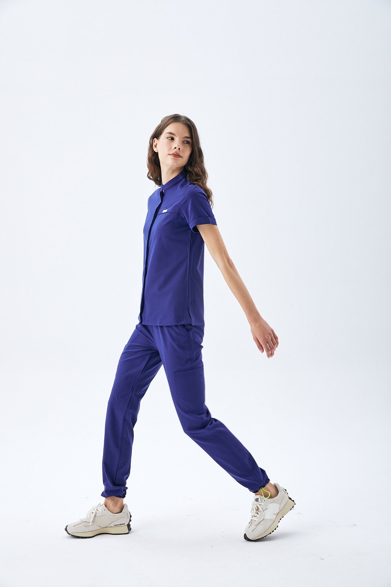 MİLEN SERİE KADIN TEK ÜST SCRUBS - SAKS