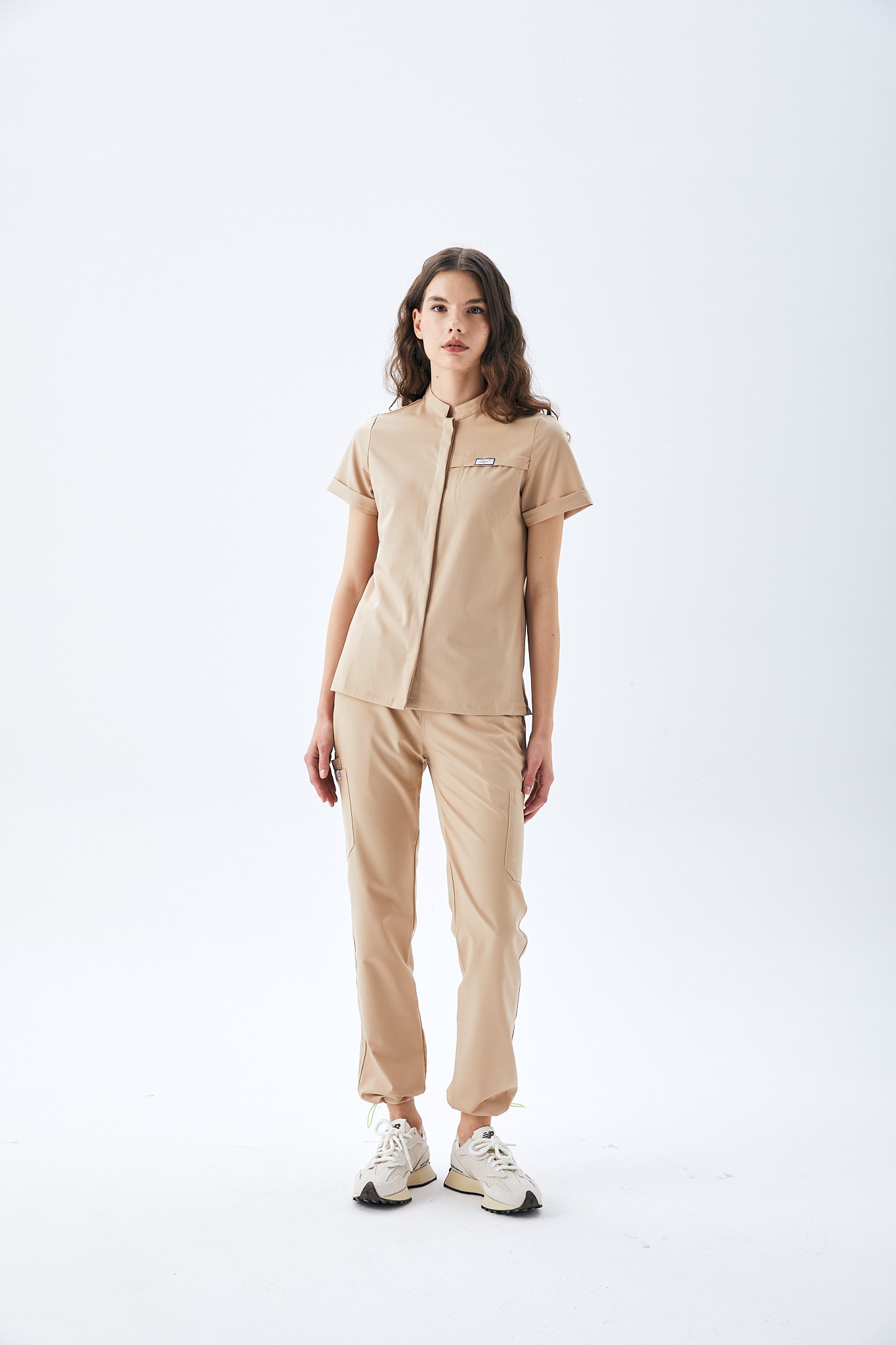 MİLEN SERİE KADIN TEK ÜST SCRUBS - BEJ