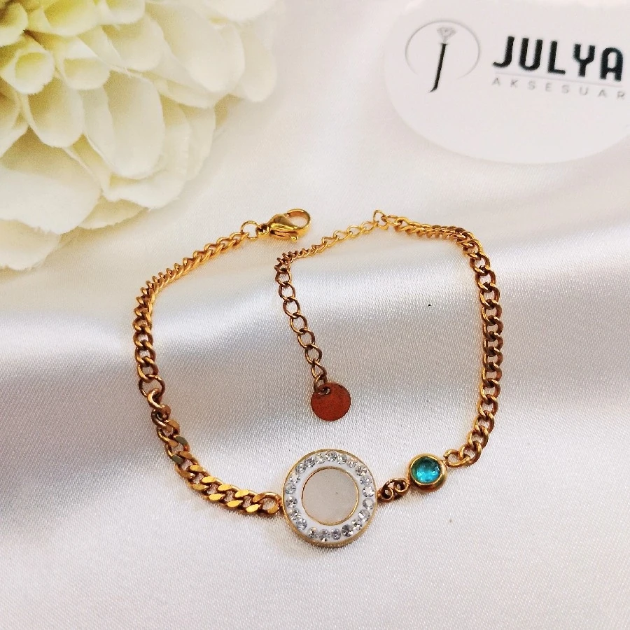 ÇELİK GOLD KARARMAZ PASLANMAZ KRİSTAL TAŞLI  BİLEKLİK