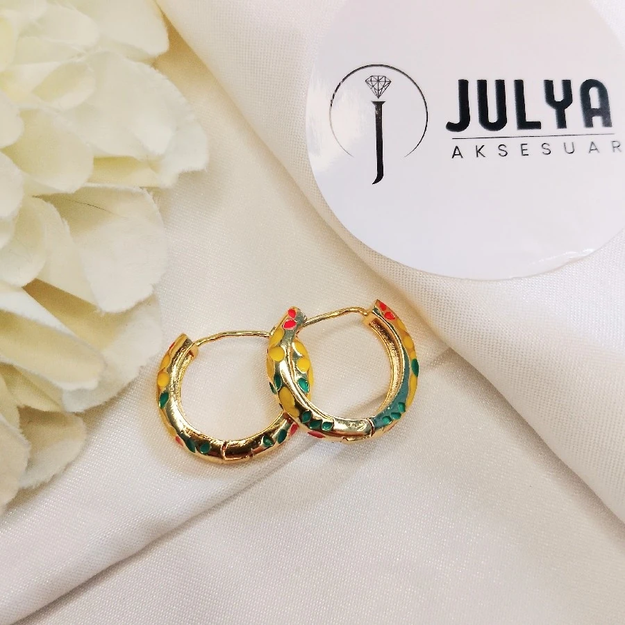 ÇELİK GOLD KARARMAZ PASLANMAZ RENKLİ MİNELİ HALKA KÜPE