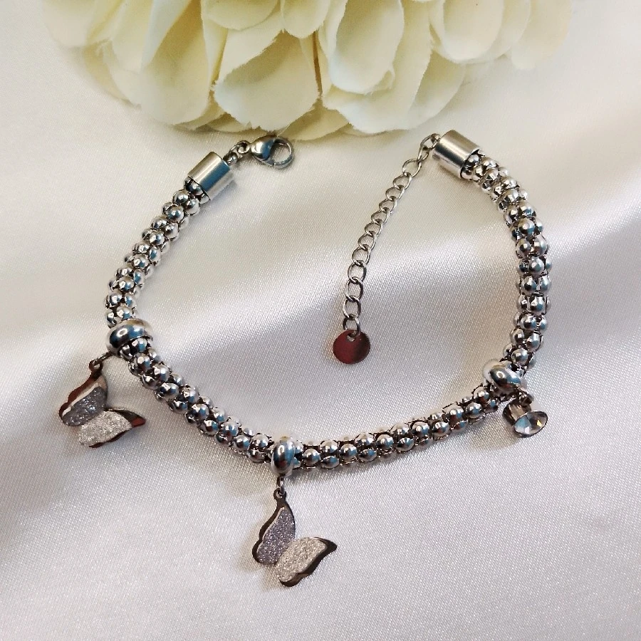 ÇELİK GÜMÜŞ RENGİ  SALLANTILI BİLEKLİK