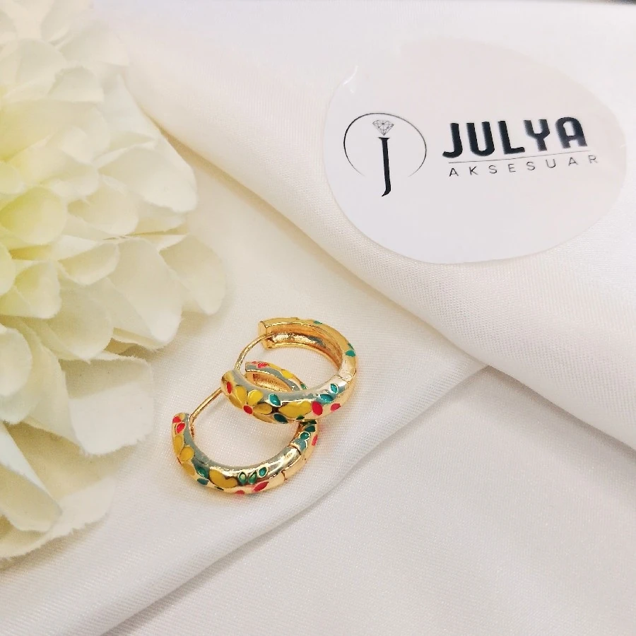 ÇELİK  GOLD KARARMAZ PASLANMAZ MİNELİ HALKA KÜPE