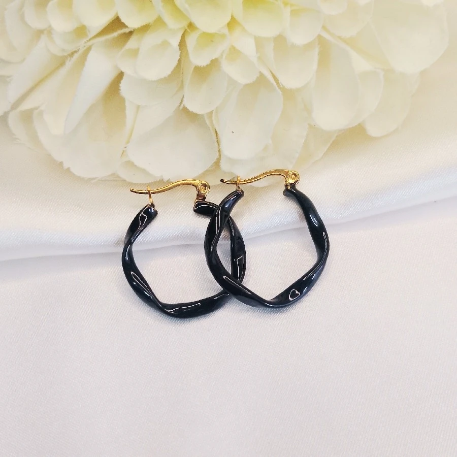 ÇELİK GOLD SİYAH  HALKA KARARMAZ PASLANMAZ KÜPE