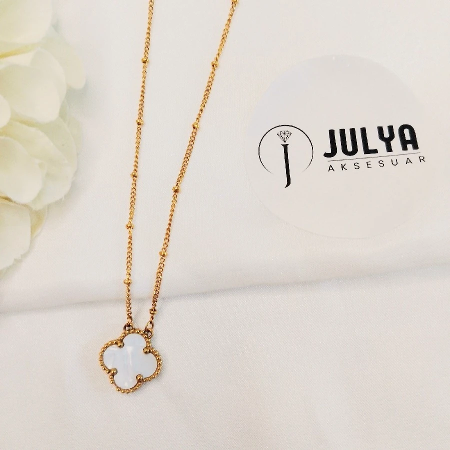 ÇELİK GOLD RENK BEYAZ SEDEFLİ DÖRT YONCA 45+5 CM KARARMAZ PASLANMAZ KOLYE