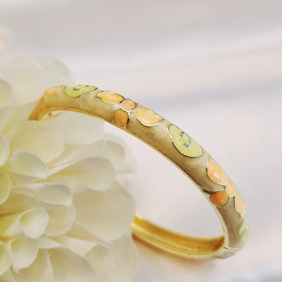 RENKLİ MİNELİ GOLD  ÇİÇEK   BİLEKLİK