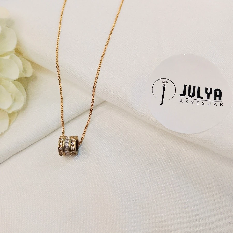 ÇELİK GOLD RENK TAŞLI 45+5 CM KARARMAZ PASLANMAZ KOLYE