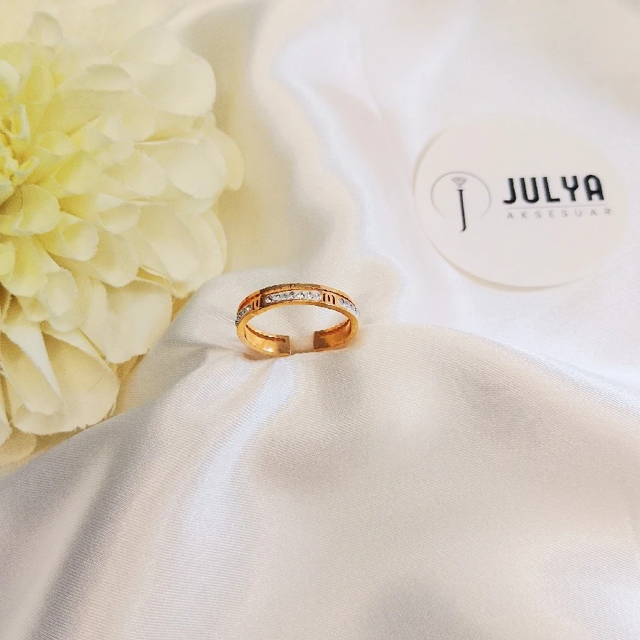 ÇELİK GOLD KARARMAZ PASLANMAZ TAŞLI AYARLANABİLİR YÜZÜK