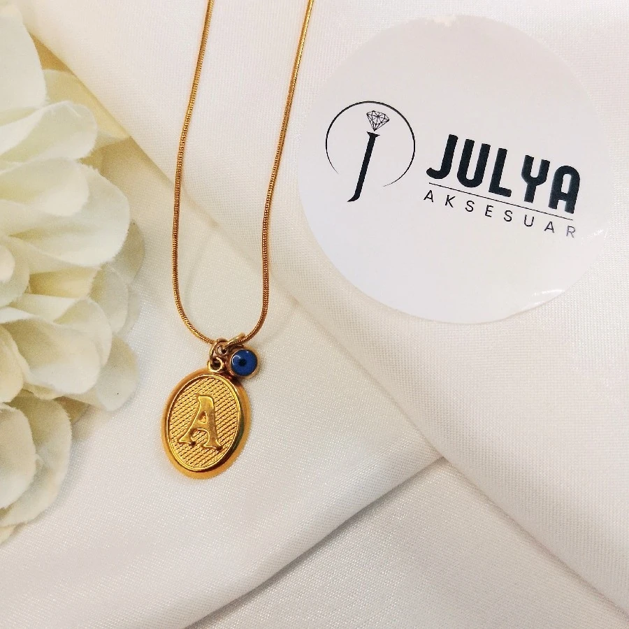 ÇELİK GOLD KARARMAZ PASLANMAZ NAZAR BONCUKLU 45-5 HARF KOLYE