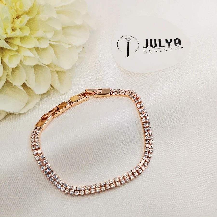 ÇELİK GOLD KARARMAZ PASLANMAZ ZARİF SU YOLU BİLEKLİK