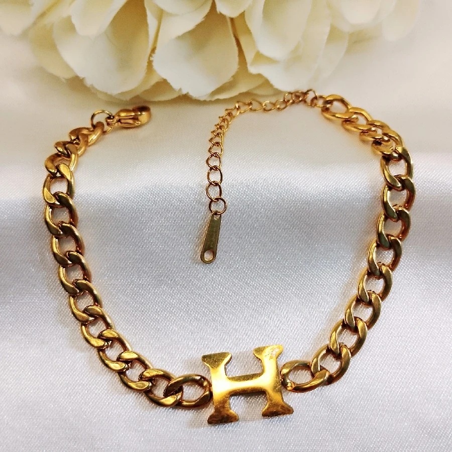 ÇELİK GOLD MARKA KARARMAZ PASLANMAZ BİLEKLİK