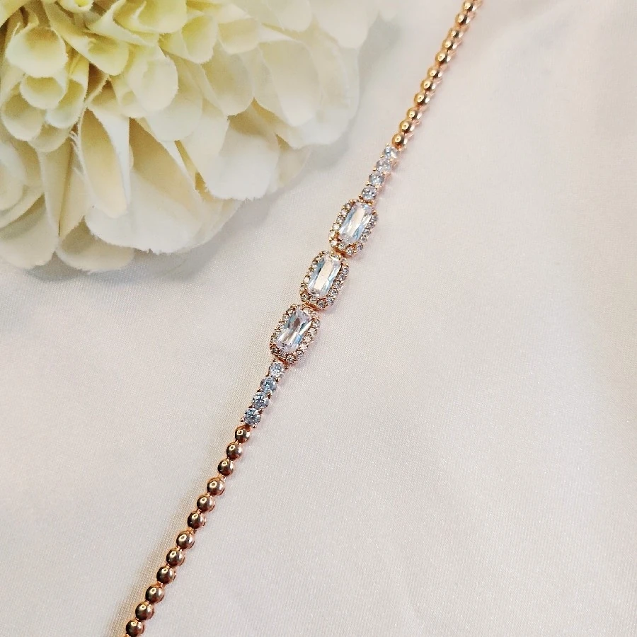 ŞIK  TAŞLI GOLD  VİP XUPİNG ÇELİK BİLEZİK