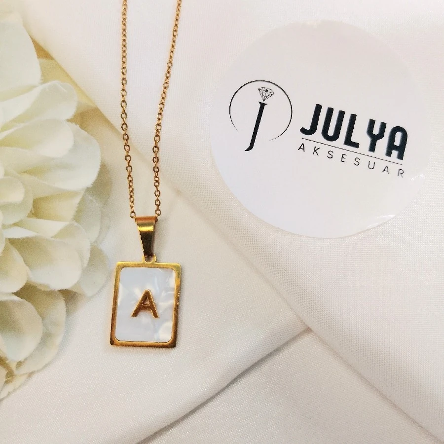 ÇELİK GOLD KARARMAZ PASLANMAZ 45+5 CM HARF KOLYE