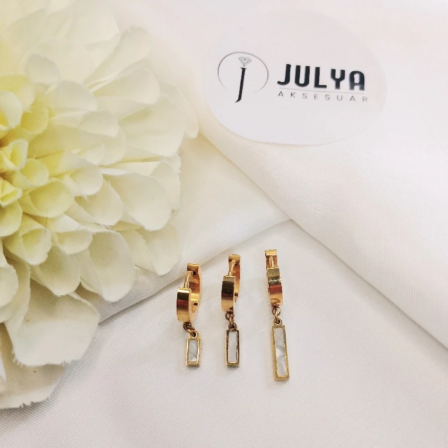 ÇELİK GOLD KARARMAZ PASLANMAZ SEDEFLİ 3 LÜ KÜPE