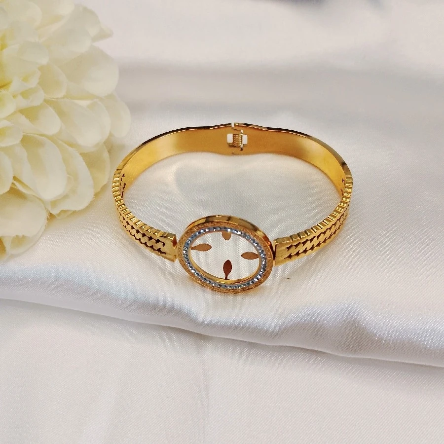 ÇELİK GOLD TAŞLI KARARMAZ PASLANMAZ 
ÇEREKALTIN  KELEPÇE