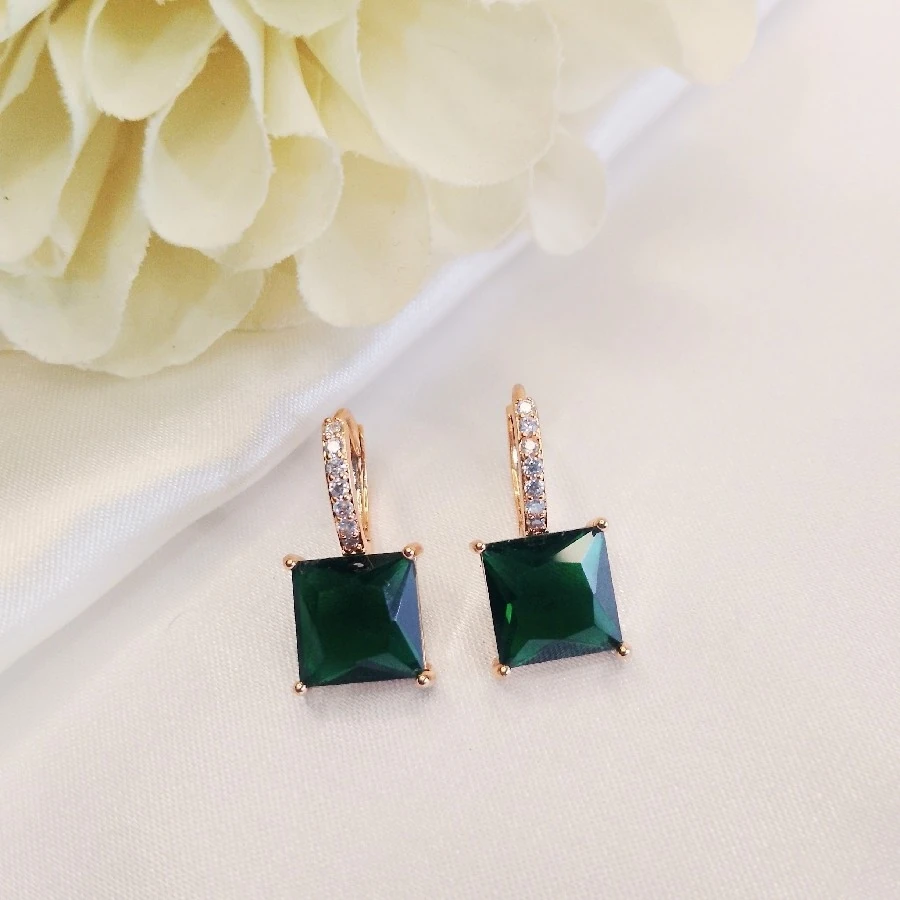 ÇELİK GOLD TAŞLI  KÜPE