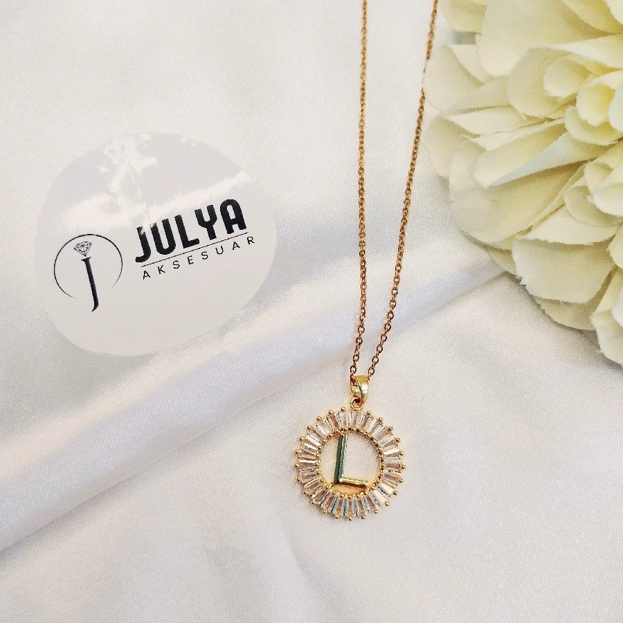 ÇELİK GOLD KRİSTAL TAŞLI 45+5 CM  KARARMAZ PASLANMAZ HARF KOLYE