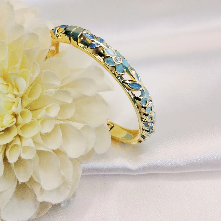 RENKLİ ÇİÇEKLİ TAŞLI MİNELİ GOLD BİLEKLİK