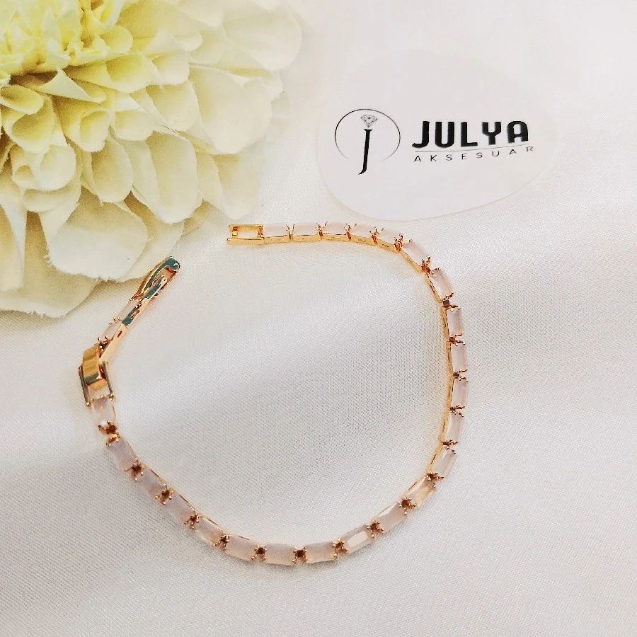 ÇELİK GOLD KARARMAZ PASLANMAZ  FÜME RENGİ BİLEKLİK