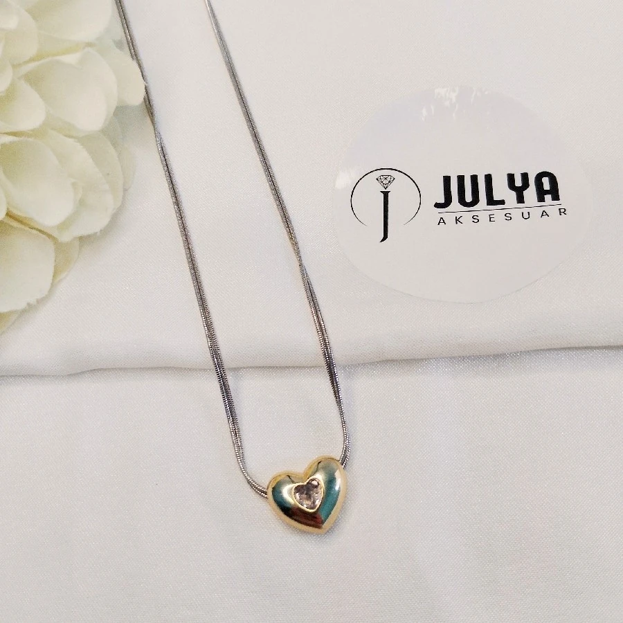 ÇELİK GOLD VE GÜMÜŞ RENK TAŞLI KALP UÇLU 45+5 CM KARARMAZ PASLANMAZ KOLYE