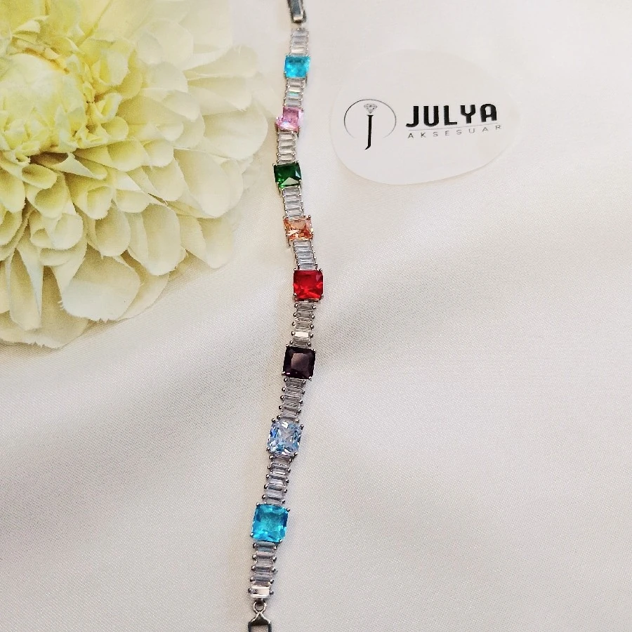 ÇELİK GÜMÜŞ RENGİ KARARMAZ PASLANMAZ RENKLİ KRİSTAL TAŞLI SU YOLU BİLEKLİK