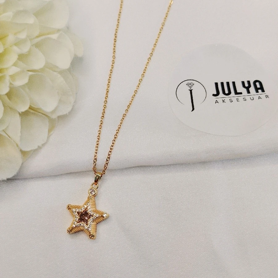 ÇELİK GOLD RENK TAŞLI YILDIZ 45+5 CM KARARMAZ PASLANMAZ KOLYE