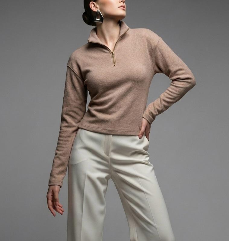 Yarım Fermuarlı Dik Yaka Sweat