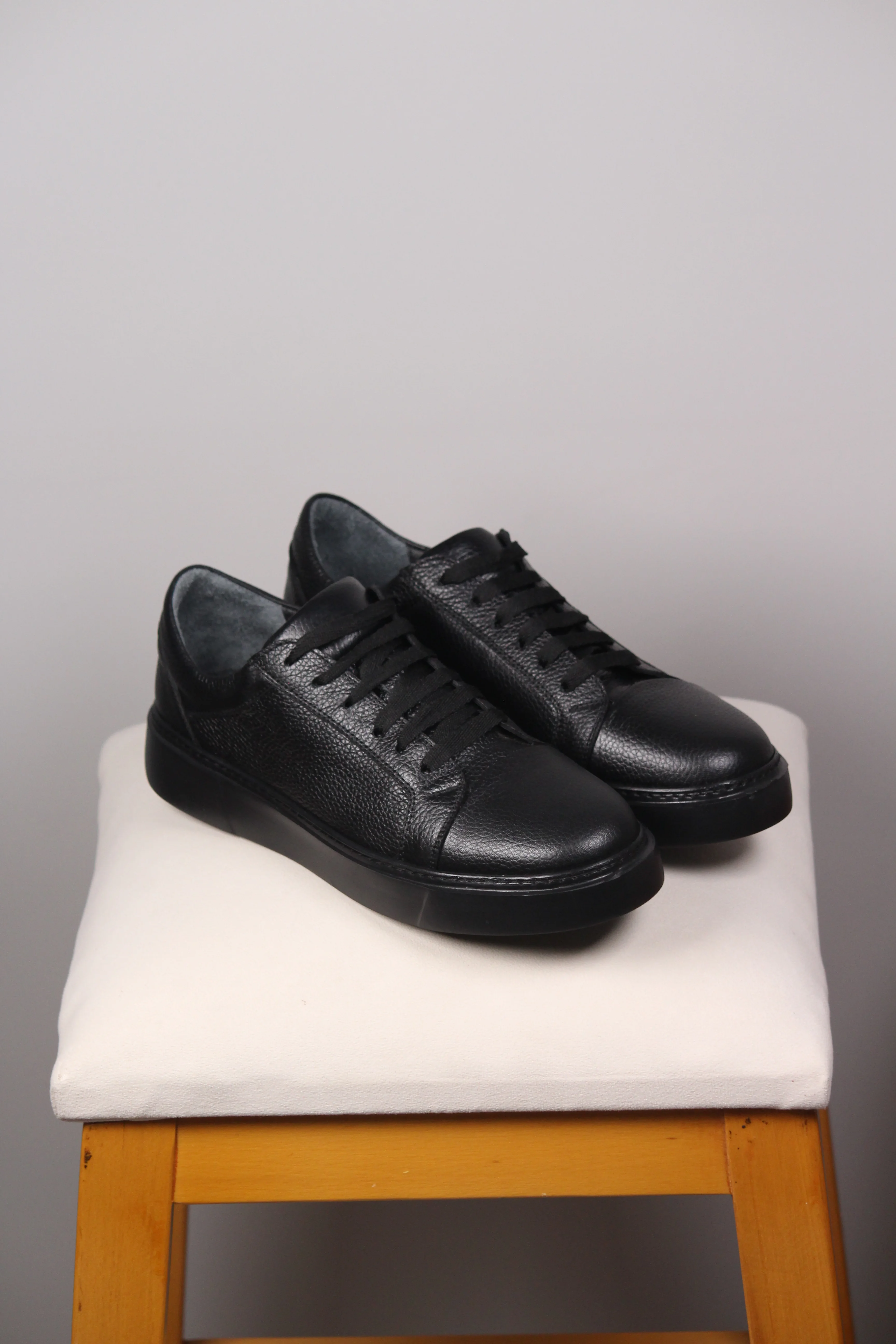 Hakiki Deri Siyah Sneakers 5403