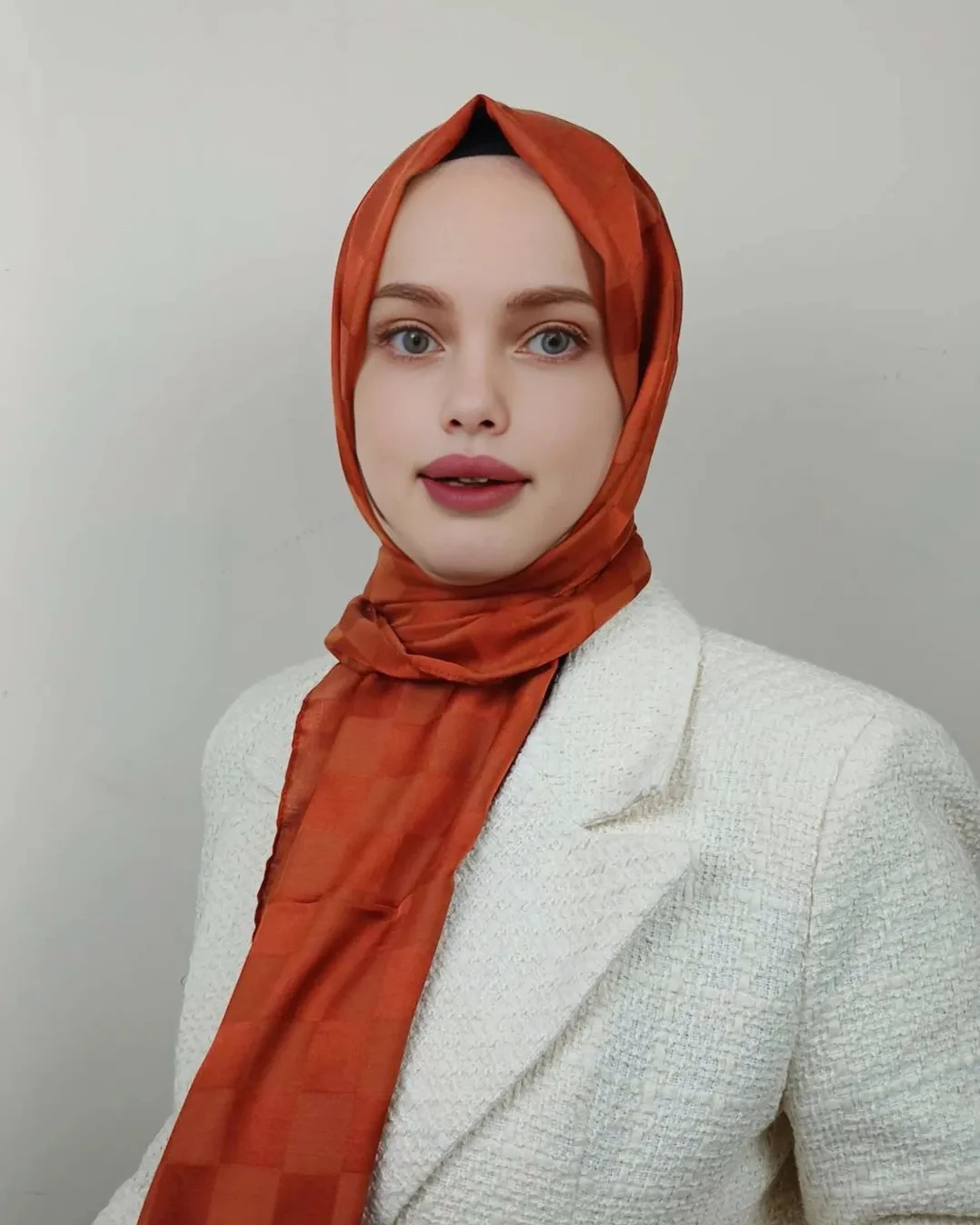 Kiremit Renkli Damalı Jakar Şal