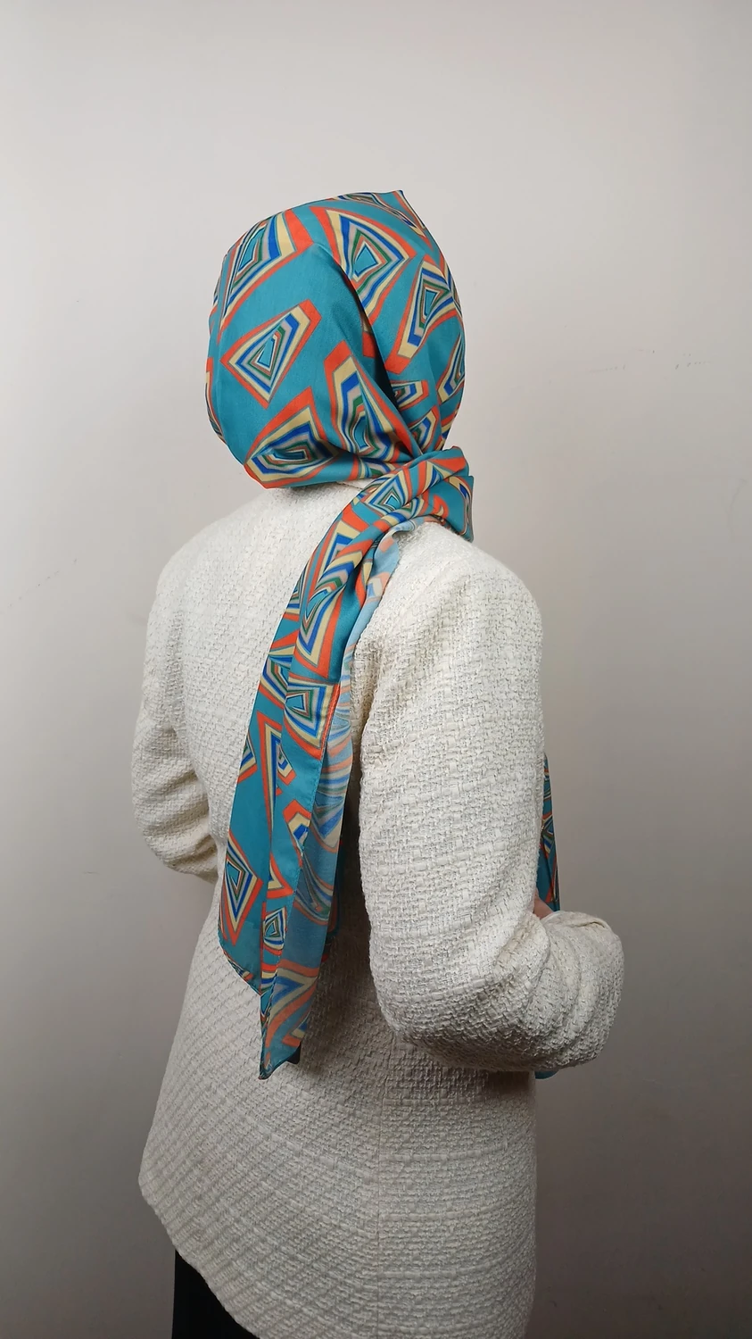 Geometrik Desenli Şal